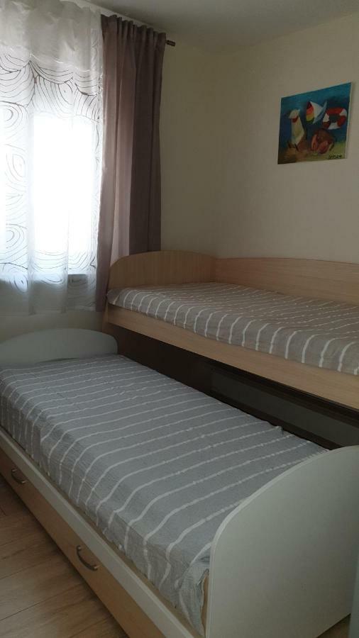 Apartment Mali Novi Vinodolski Esterno foto
